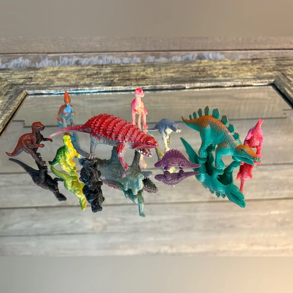 Dinosaur Figurine Set of 11 Rubber & Plastic Colorful Cake Toppers Toy Lot